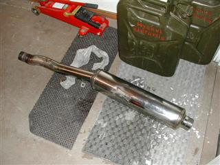 alkuper�inen putki irroitettuna